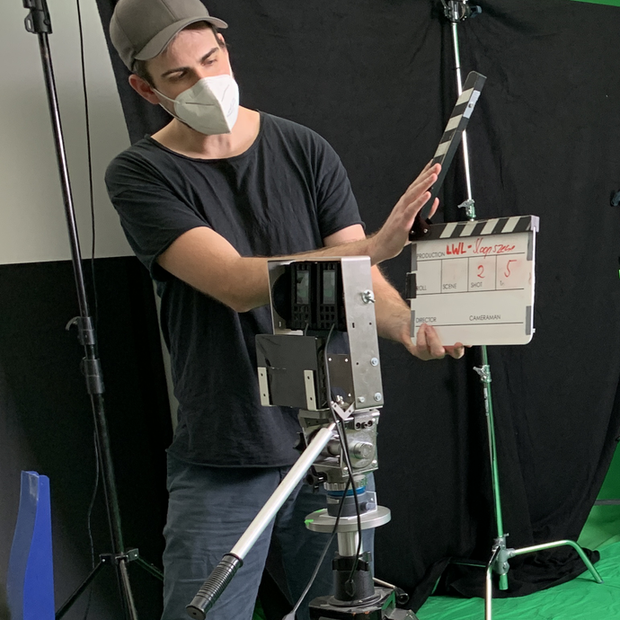 Im Studio von Faber Courtial GbR in Darmstadt fanden die Realdrehs zu den VR-Filmen der Altertumskommission und der LWL-Archäologie statt.